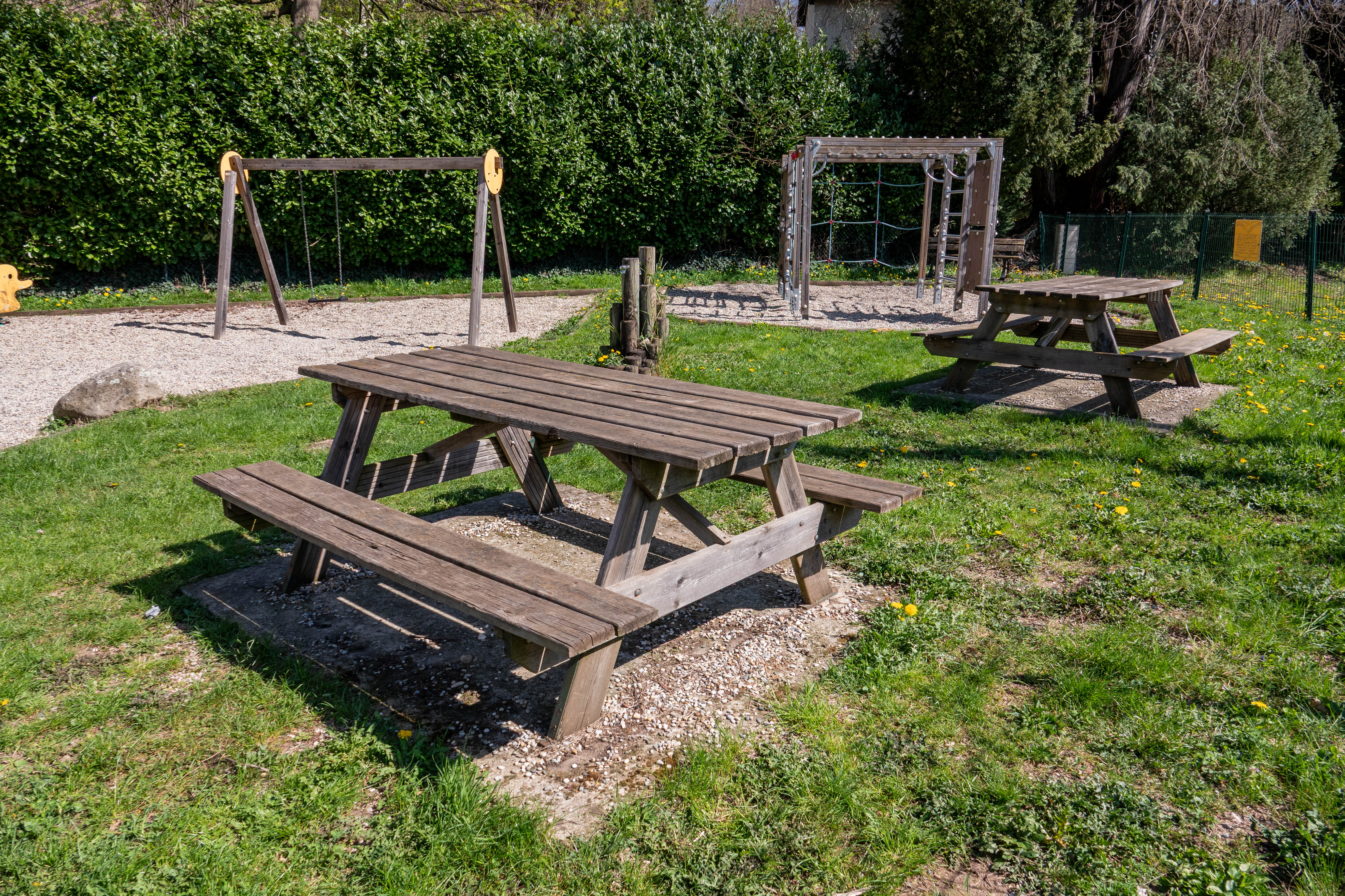 Aire de pique-nique - Parking de Seroul à Jaujac