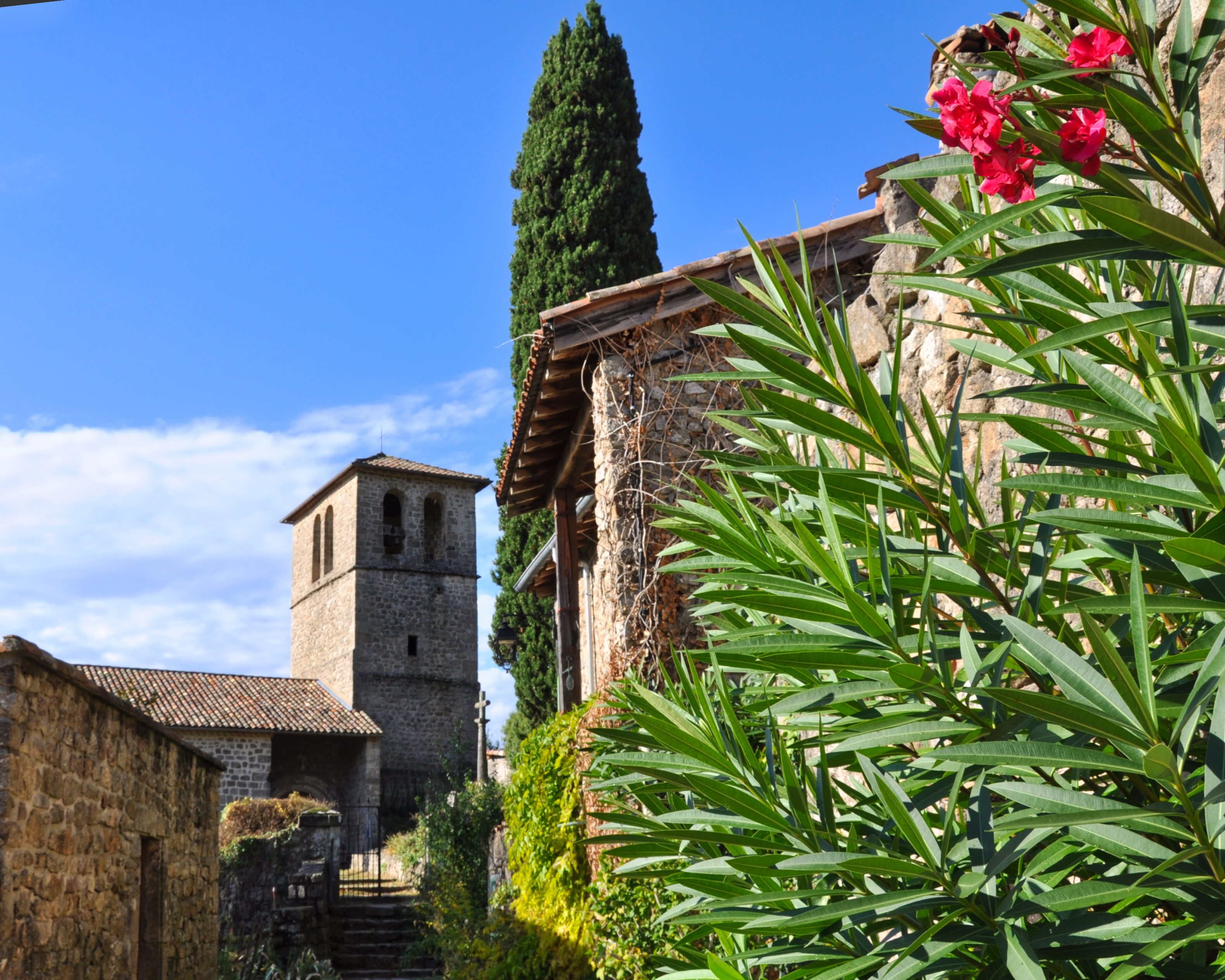 Eglise vue de profil