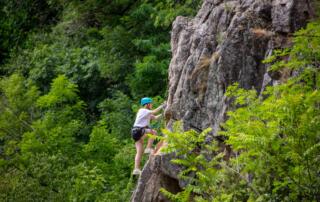échelle via ferrata du pont du diable - ©sourcesetvolcans