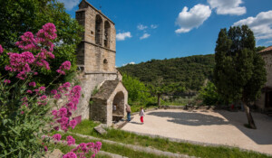 Naves : a village with oustanding character