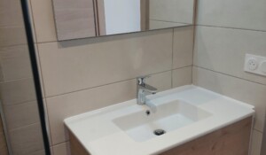 Gite la grange de Kylou - évier salle de bain