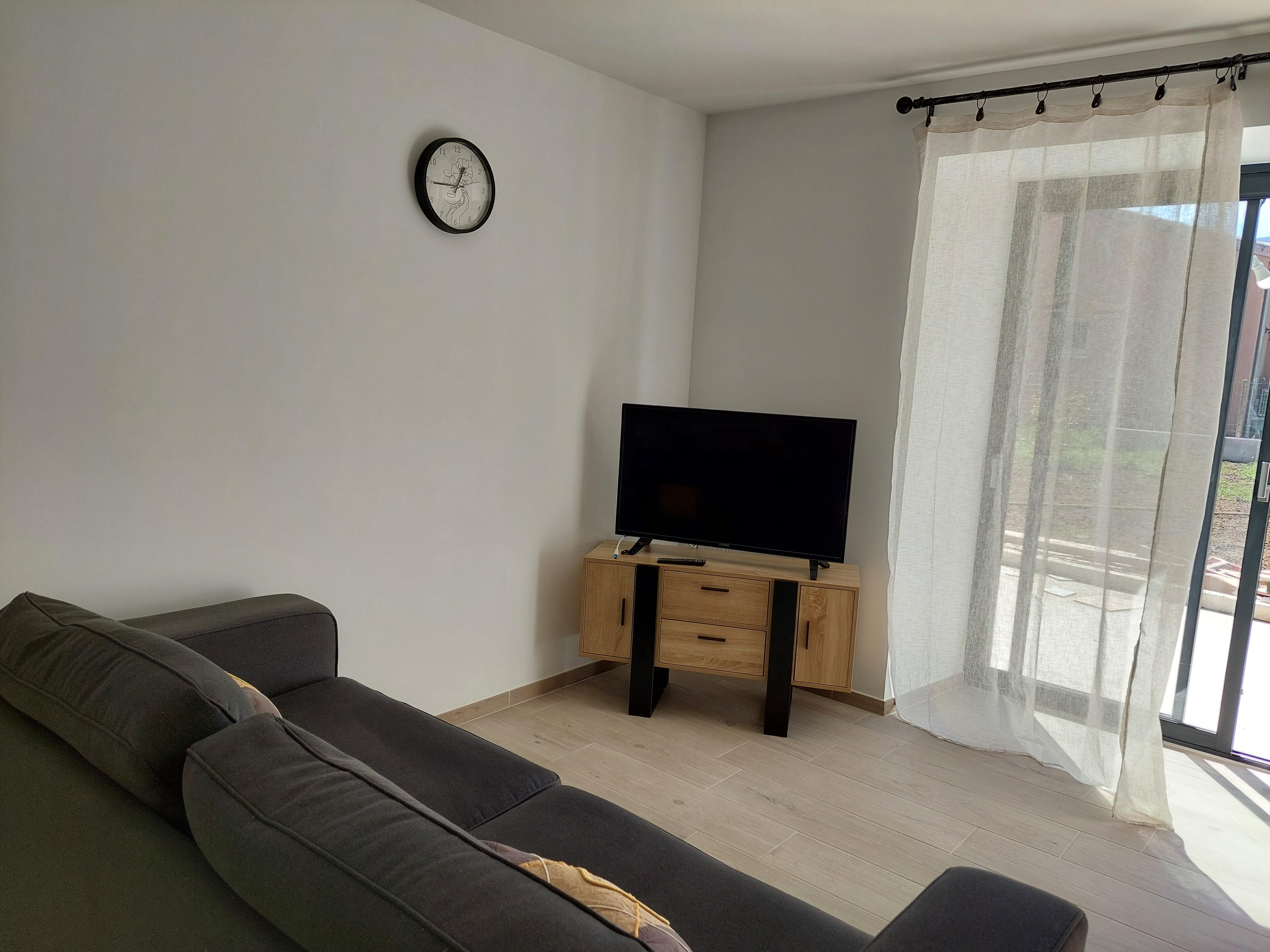 Gite la grange de Kylou - salon tv