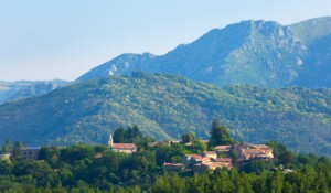Le village vu de la route de St Cirgues