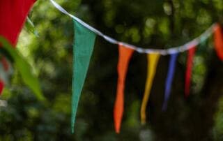Fanion, fête votive à Thueyts - ©manuel-hoster unsplash