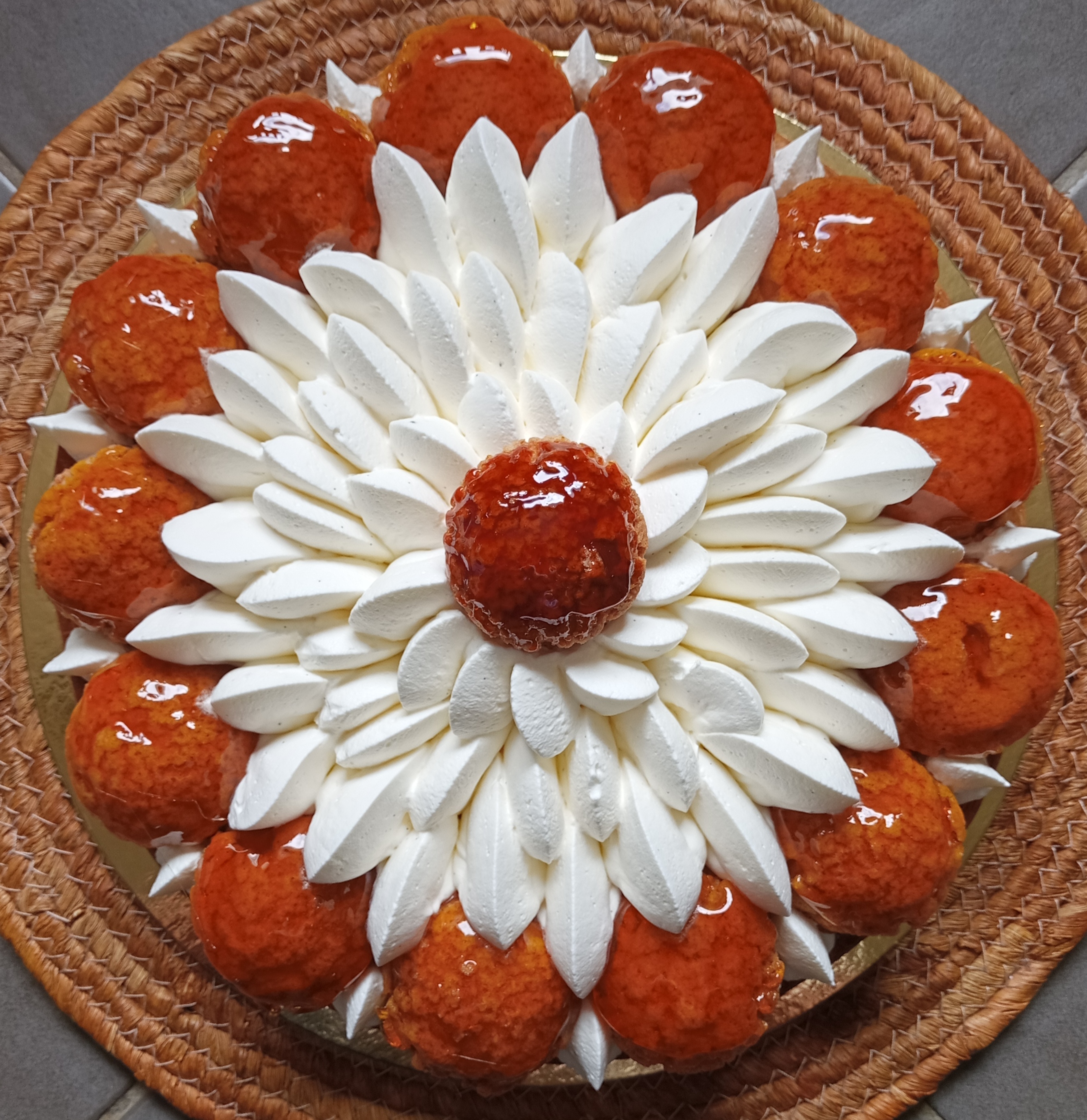 Gâteau avec choux patissiers par Tartelette & Co