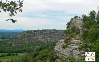 Ermitage Saint-Eugene - Cirque de Chassagnes - ©GéoCaps France / GéoLozère