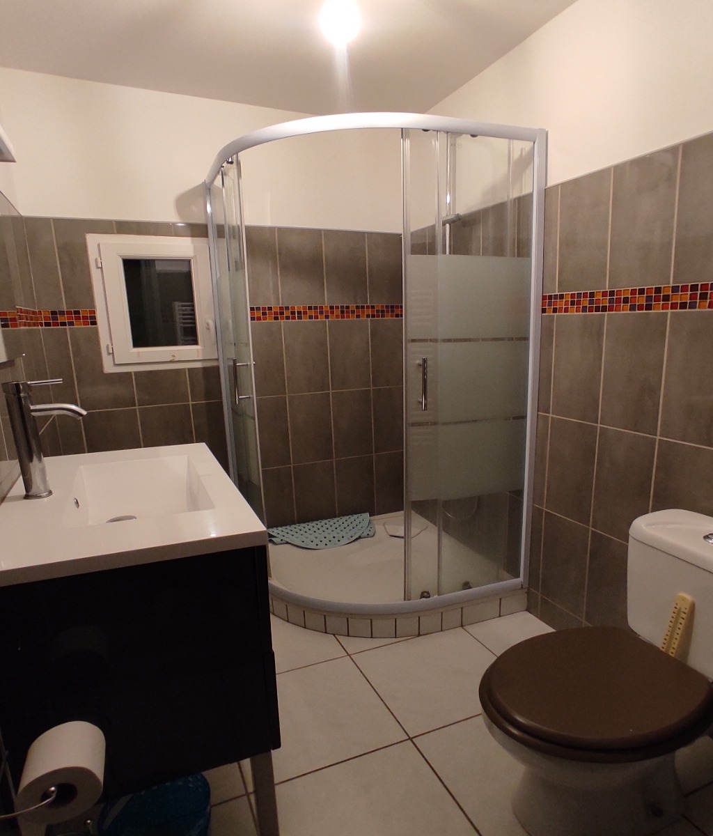 Jade Ziggie - La salle d'eau