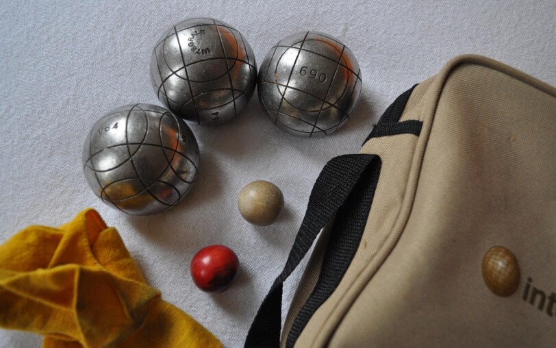 La pétanque du bistrot_Pont-de-Labeaume