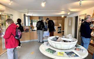 Intérieur Office de Tourisme Thueyts - ©OTSV