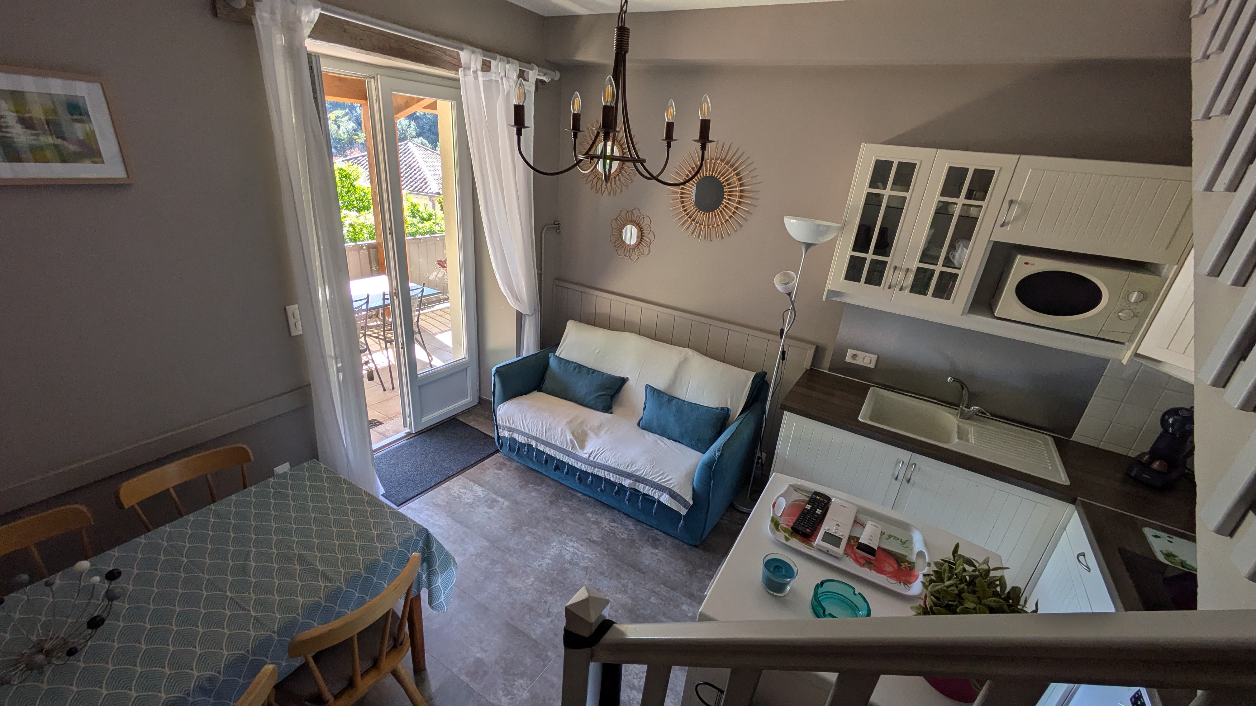 Iris (gîtes de Neyrac-les-Bains)_Meyras