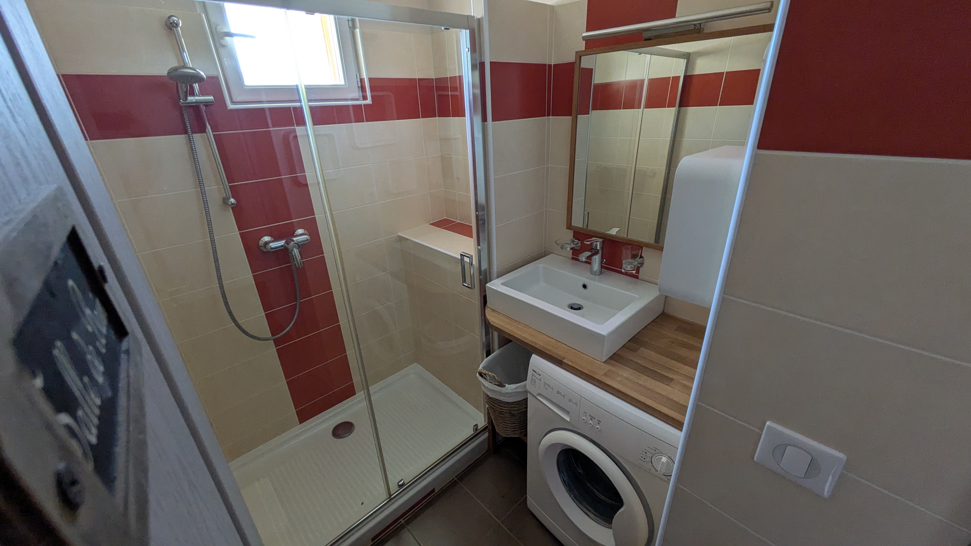 Iris (gîtes de Neyrac-les-Bains)_Meyras