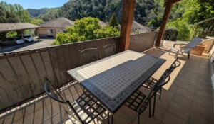 Iris (gîtes de Neyrac-les-Bains)_Meyras