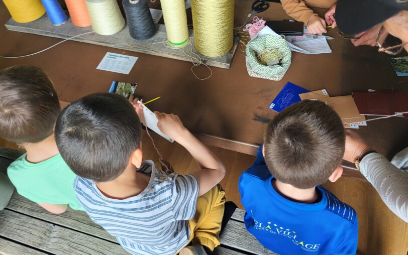 Jaujac - Atelier broderie