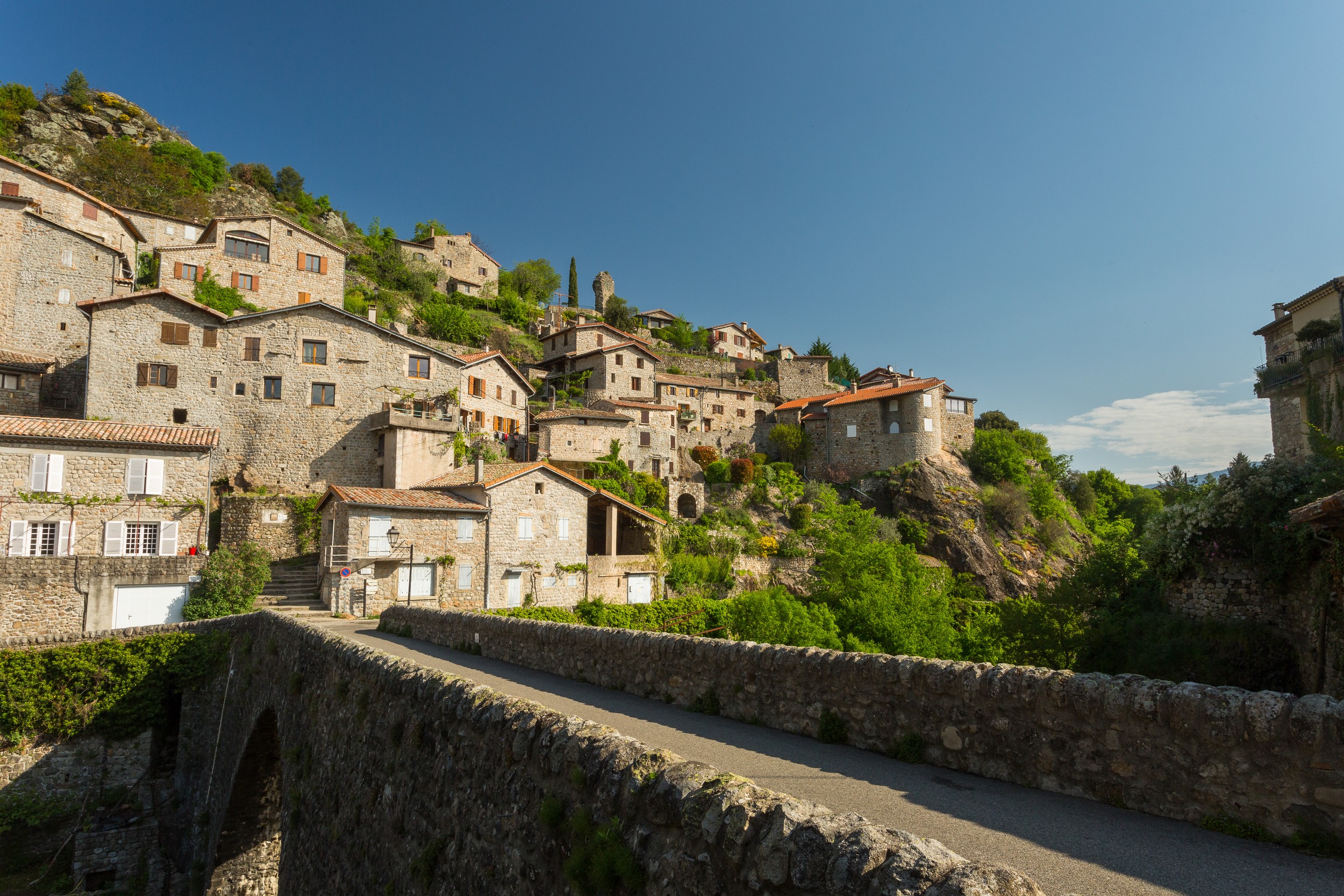 Jaujac : village of character