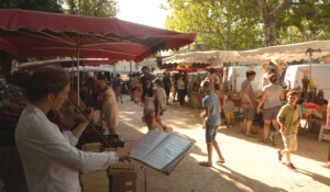 Jaujac - Marché du mardi matin ©S.BUGNON