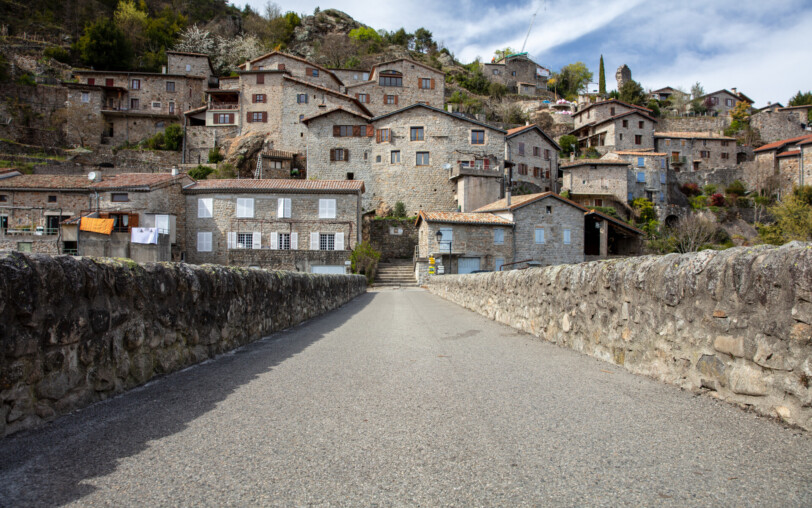 Jaujac - Pont du Chastelas ©sourcesetvolcans