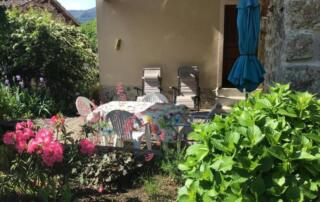 Terrasse privative couverte - ©Gîtes de France