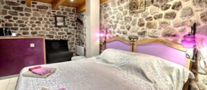 Chambre Myrtille avec chauffeuse convertible pour enfant