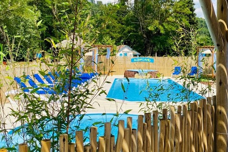 Camping Paradis piscine à Lalevade d'Ardèche