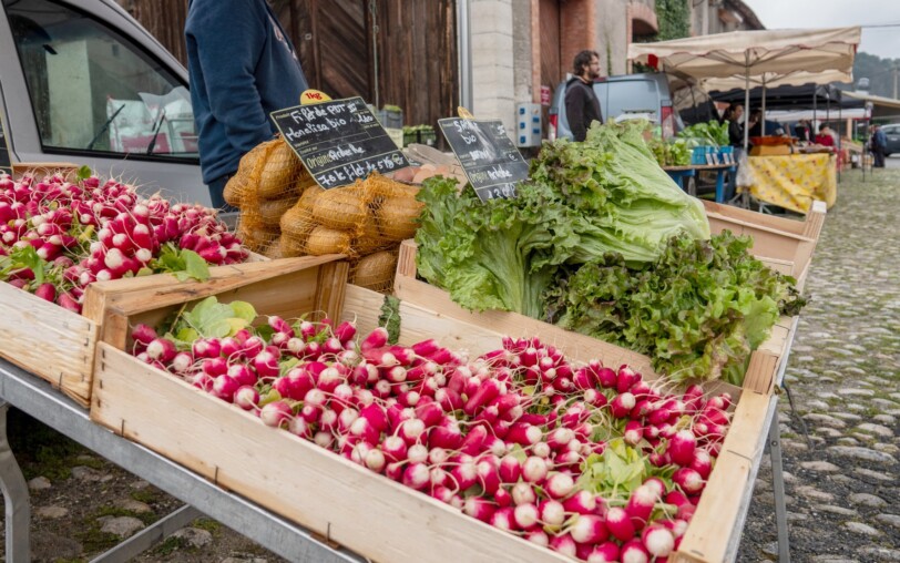 Lalevade d'Ardèche - Marché du mercredi légumes ©sourcesetvolcans