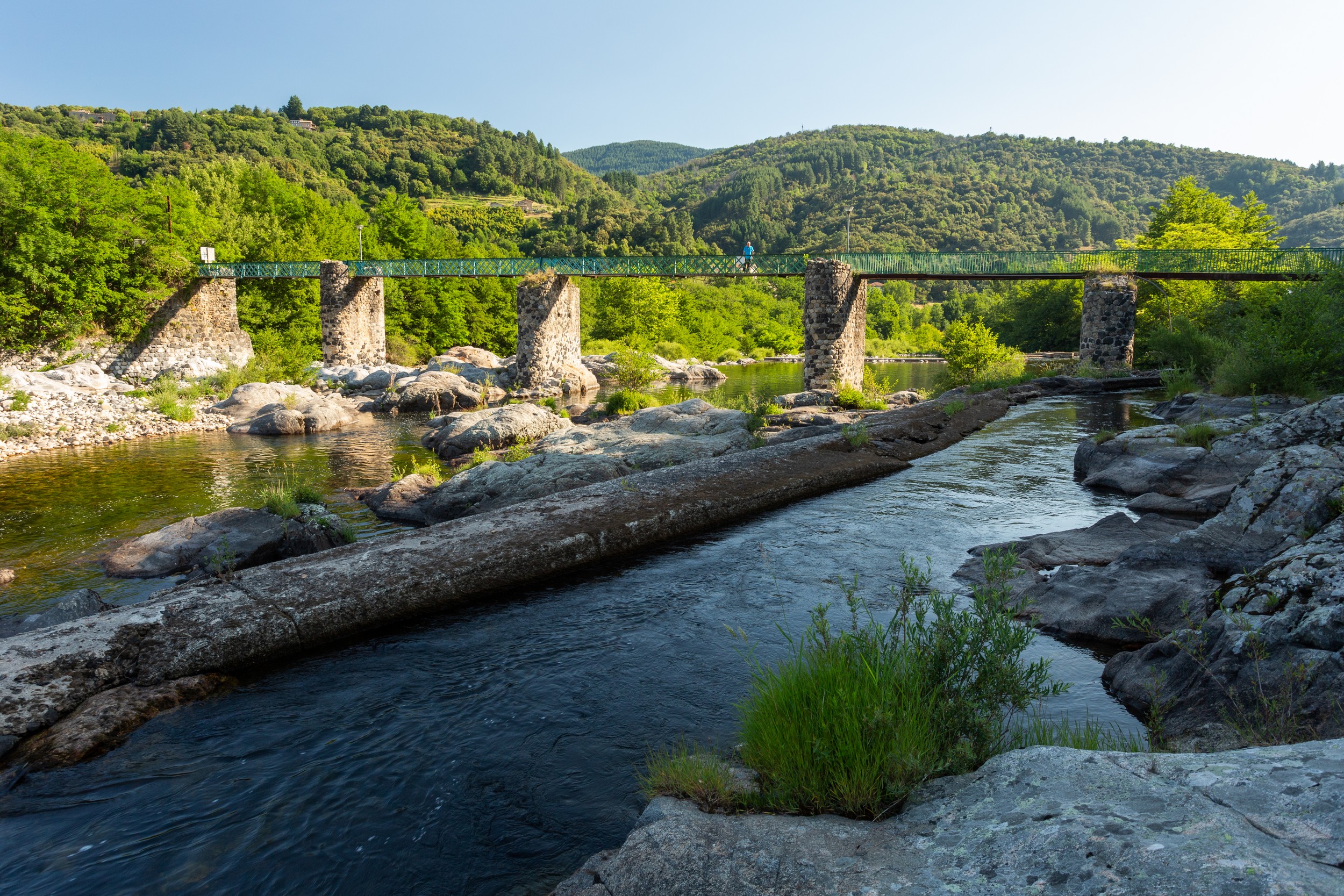 Lalevade - Passerelle de Bayzan ©S.BUGNON