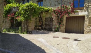 La petite ruelle qui mène au gîte