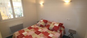 Chambre avec lit en 160