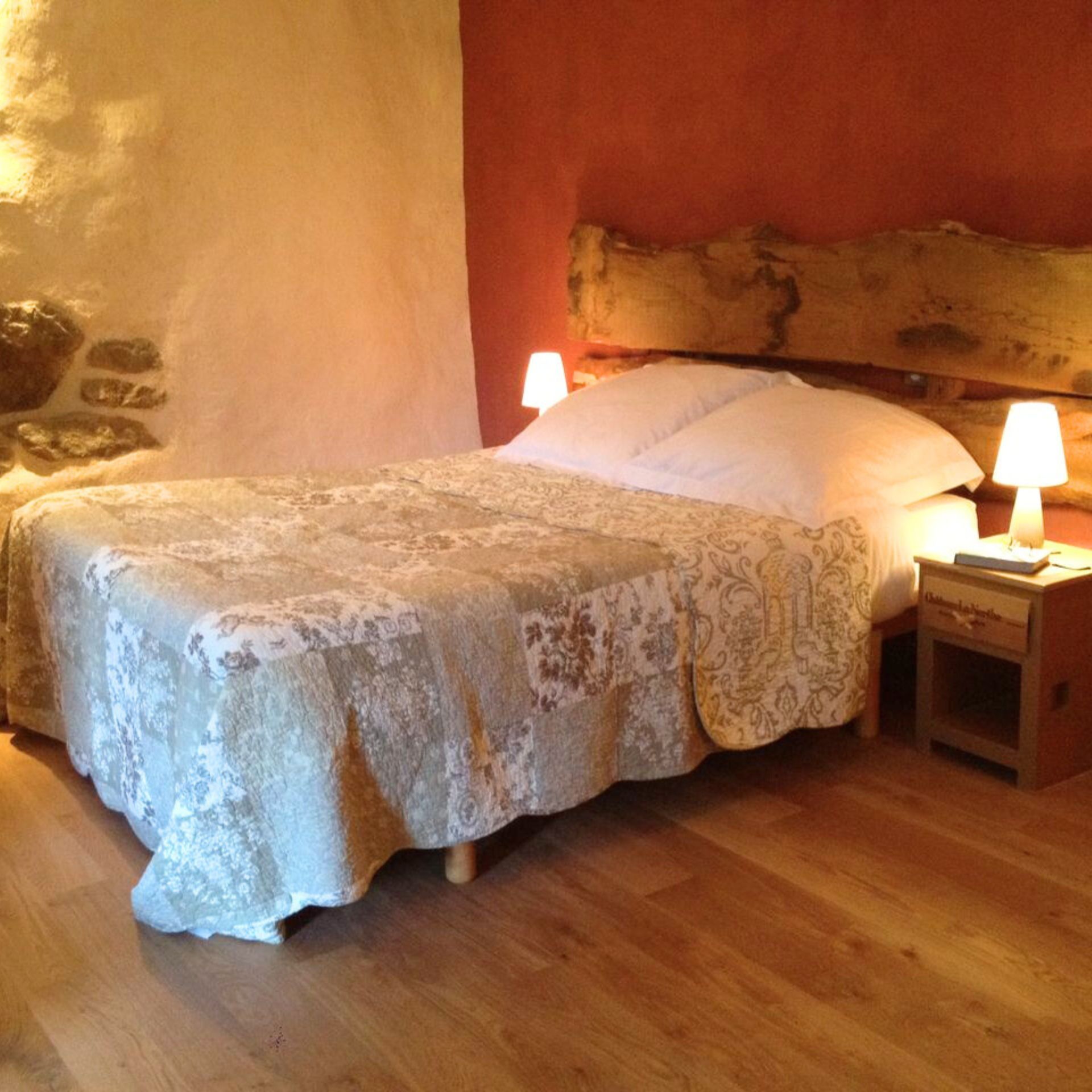 Vinum Follis room - Quinte et sens guestroom_Barnas