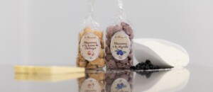 Sachet de macarons Myrtilles Châtaîgne©Vincent Favre