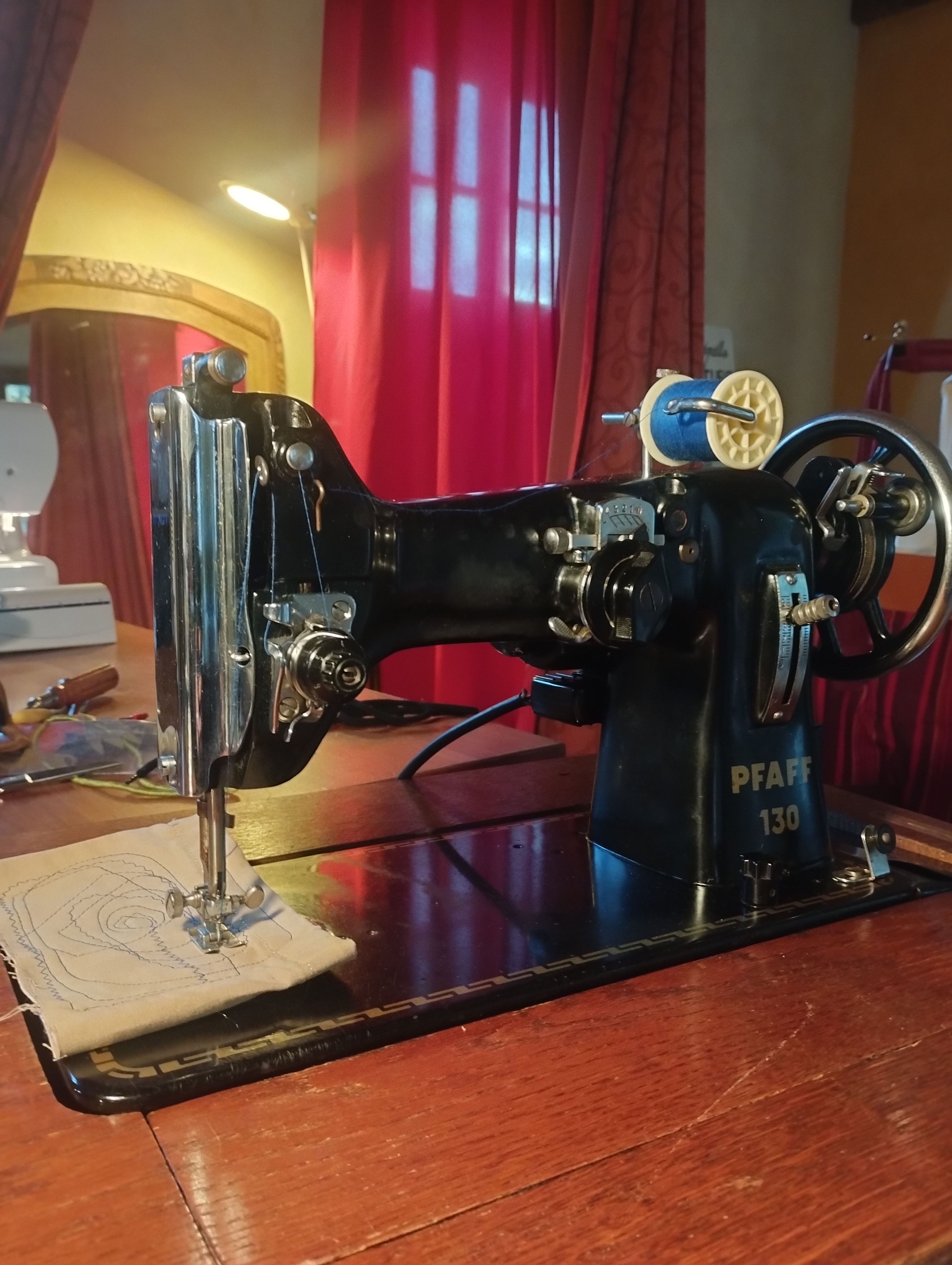 L'Atelier de fil en aiguille_Chirols