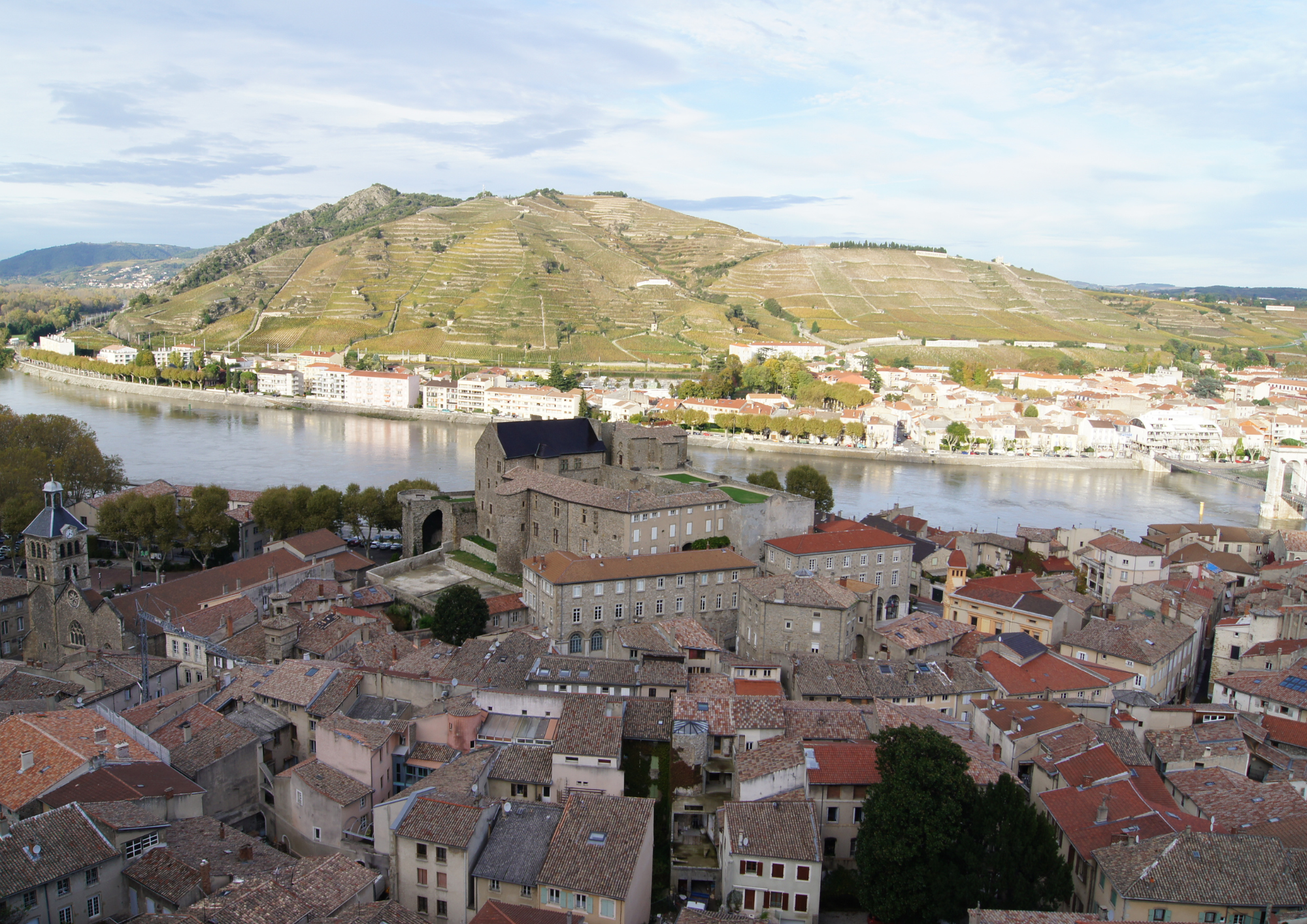 Vignobles en terrasse_Tournon-sur-Rhône