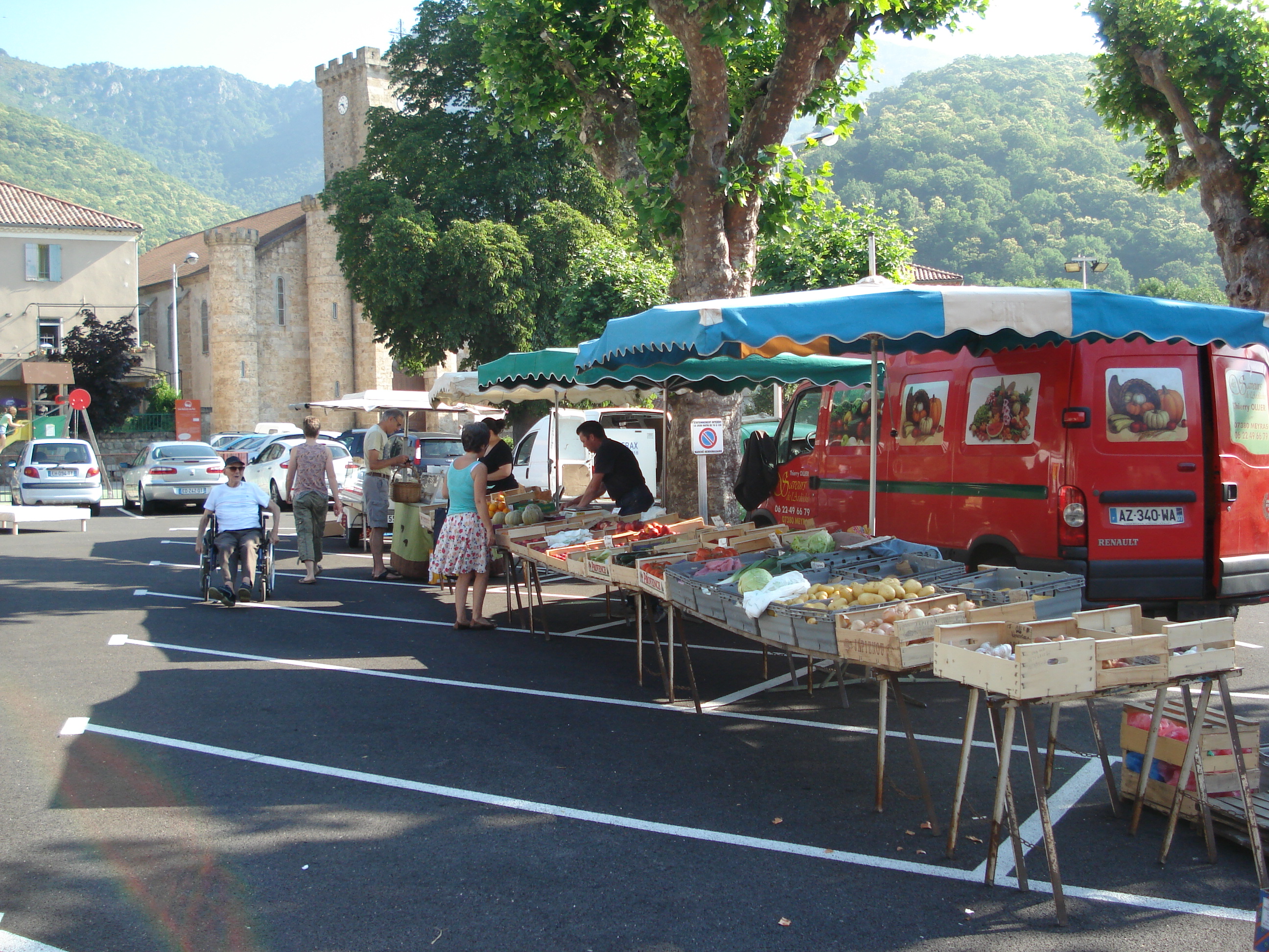 Montpezat-sous-Bauzon market