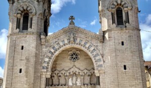 Lalouvesc - Ville Sanctuaire en France