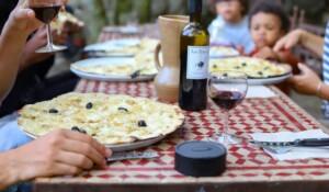Mayres - camping auprès de mon arbre - soirée pizzas