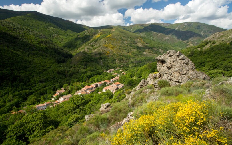 Mayres - Le village-3 ©S.BUGNON