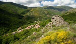 Mayres - Le village-3 ©S.BUGNON