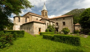 Mayres - L'église ©S.BUGNON