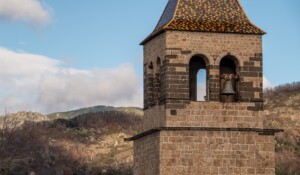 Meyras - Église Saint Etienne - cloches©sourcesetvolcans