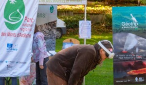 Meyras - expérience VR géotrip lors du marché créateurs de Neyrac