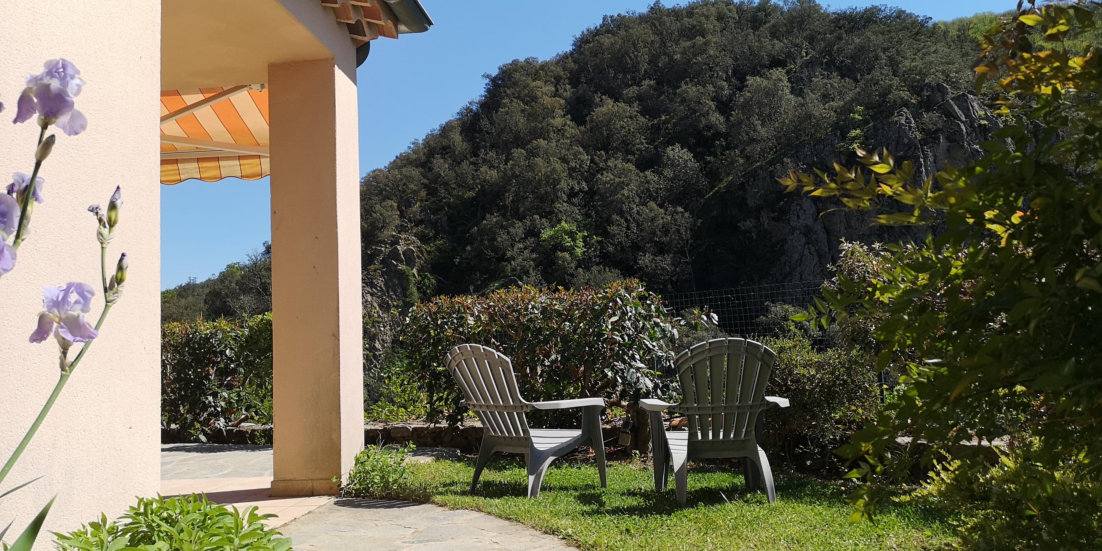 Terrasse 3 - Catalpa - gîtes de Neyrac-les-Bains