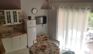 Cuisine 1 - Châtaignier - gîtes de Neyrac-les-Bains