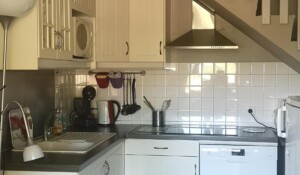 Cuisine séjour 6, Iris (gîtes de Neyrac-les-Bains)