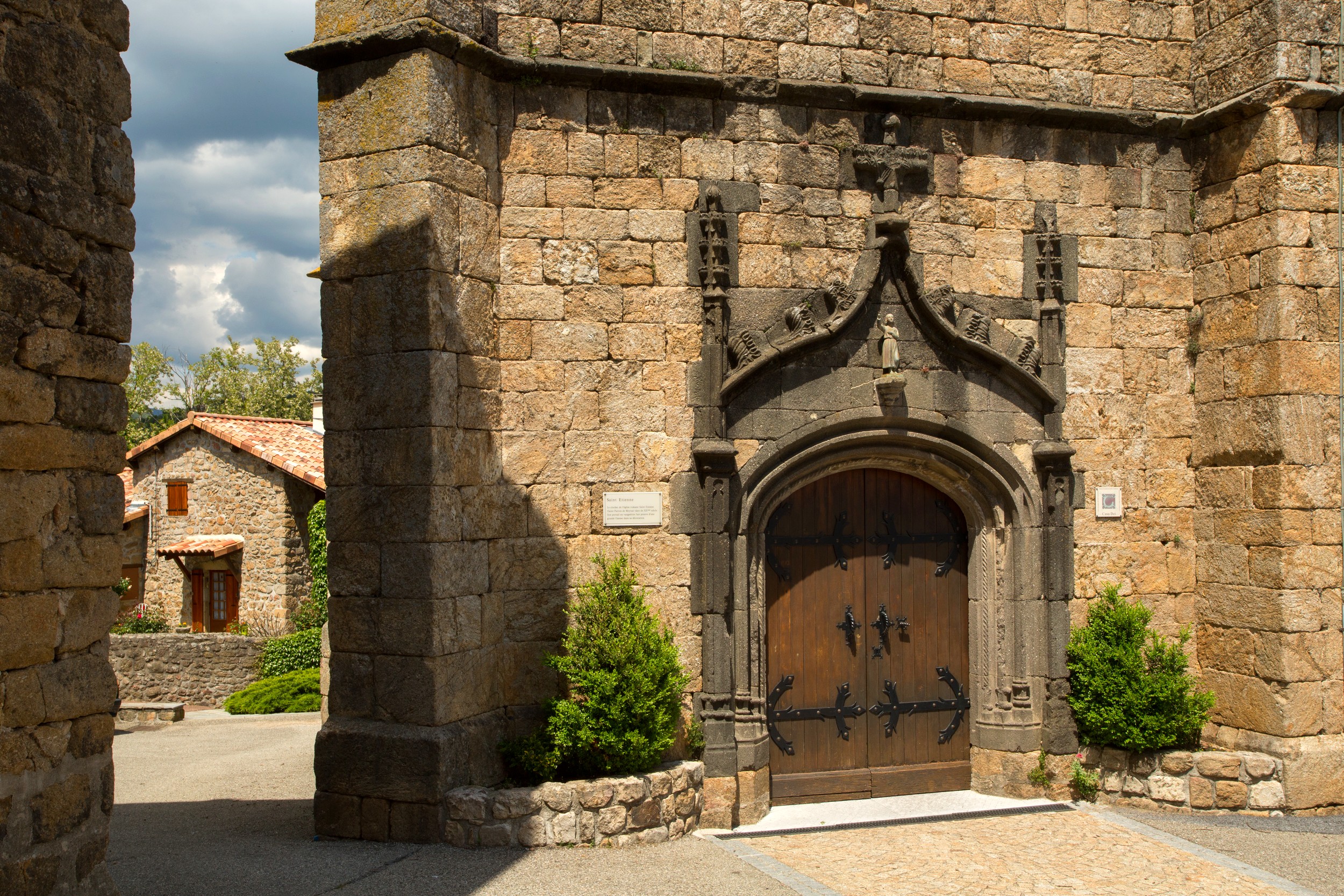 Meyras - L'église ©S.BUGNON