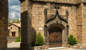 Meyras - L'église ©S.BUGNON