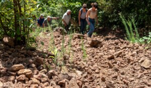 Geological walk at the Souilhol volcano_Meyras