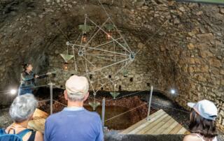 Meyras - Visite autour des thermes de Neyrac les Bains et la mofette - démonstration à la bougie ©sourcesetvolcans - ©sourcesetvolcans