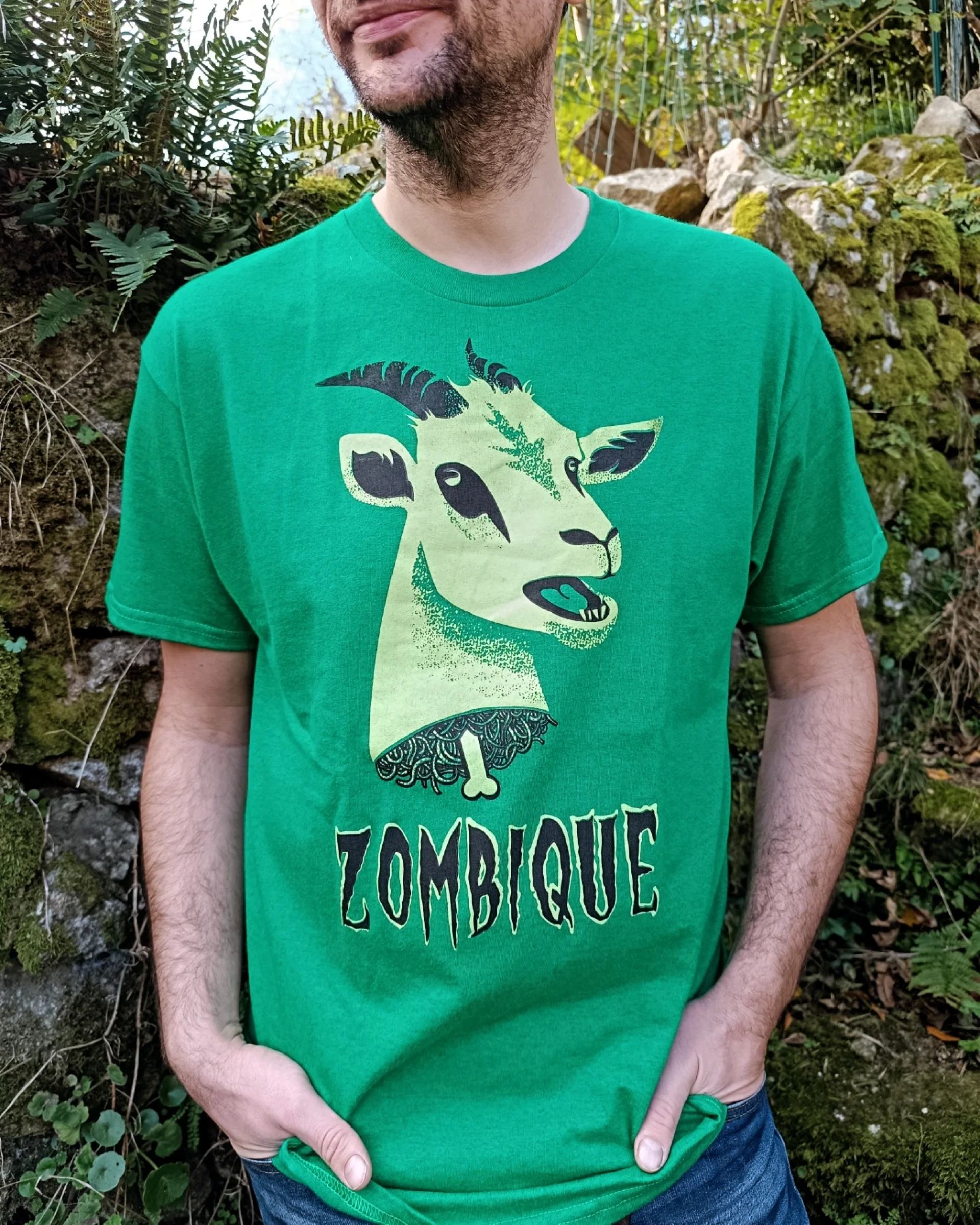 "zombique" tshirt fait par la sérigraphie Le Myrtillier