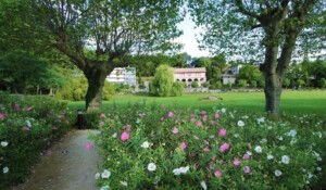 Parc thermal de Neyrac-les-Bains à Meyras en Ardèche