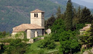 Eglise vue de loin 2