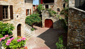 Village de caractère de Vinezac